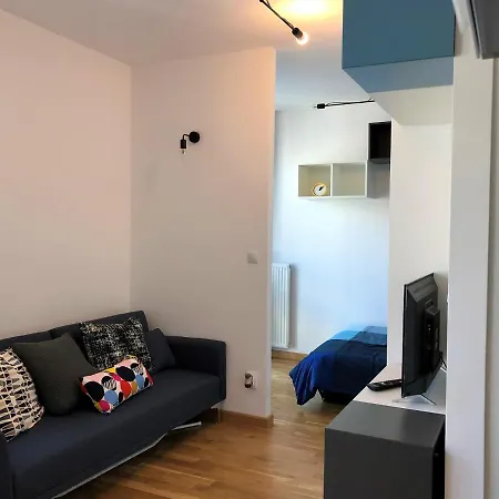 Comfort Sqare